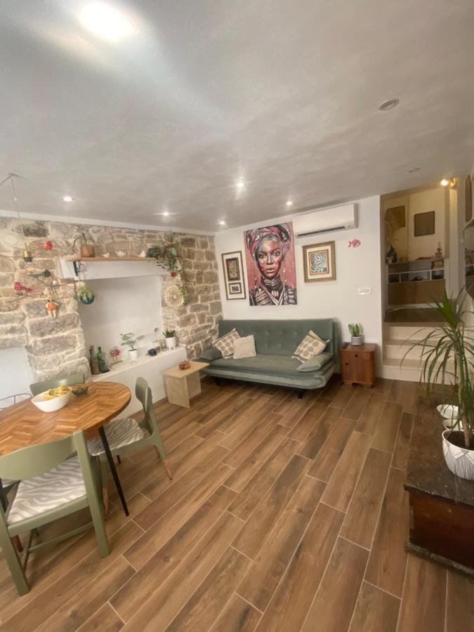 Apartman Oleandar Kaštela Exterior foto