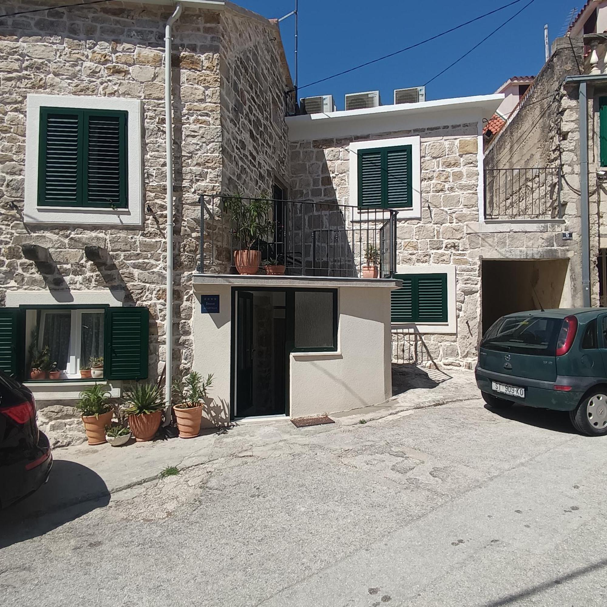 Apartman Oleandar Kaštela Exterior foto